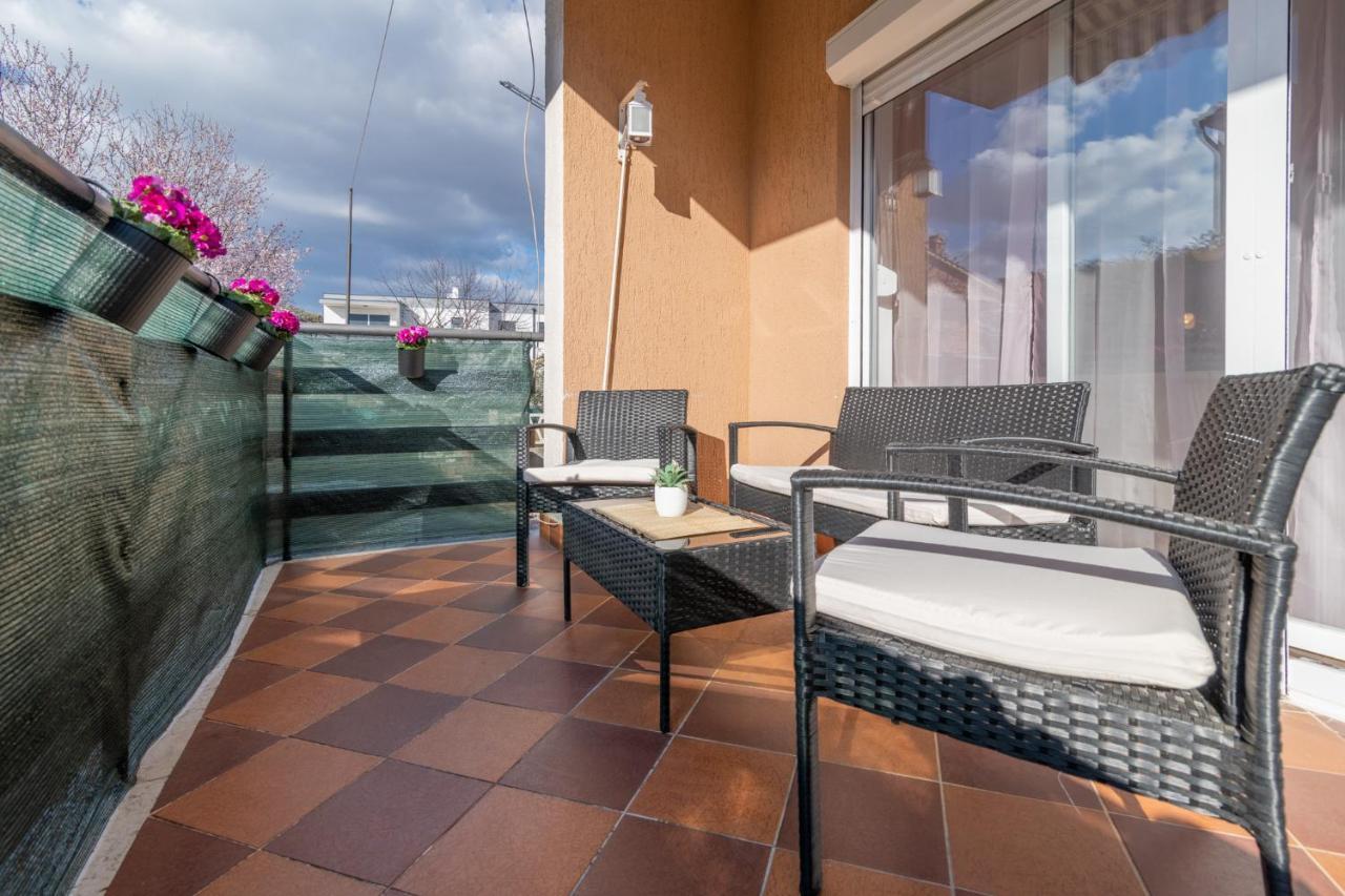 Apartman Monte Grande Pula Exteriör bild